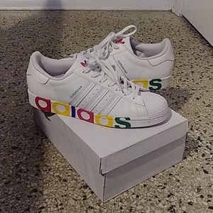 Adidas Superstar